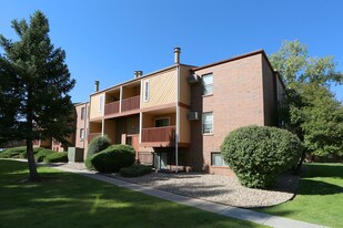 ReNew Cherry Creek in Denver, CO - Building Photo