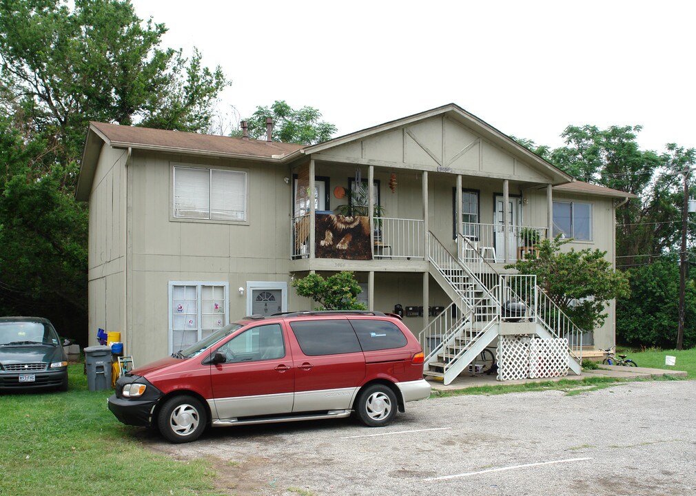 3464 Willowrun Dr in Austin, TX - Foto de edificio