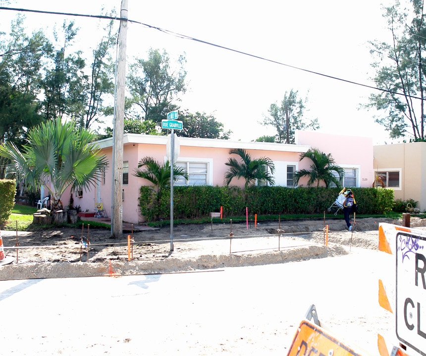 7135 Rue Granville in Miami Beach, FL - Building Photo