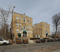 Spring Street Apartments in Hartford, CT - Building Photo - Building Photo