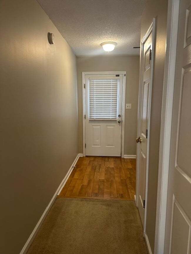 2008 Benningham Way in Powell, TN - Building Photo - Building Photo