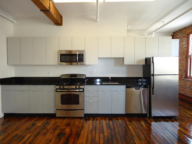 790 Tremont St, Unit E311 in Boston, MA - Building Photo - Building Photo