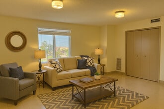 Magnolia Heights in Lake Charles, LA - Building Photo - Building Photo