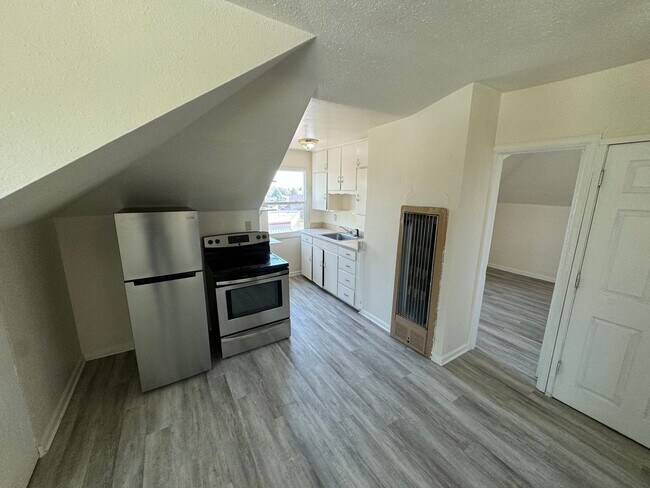 property at 102 Taylor St