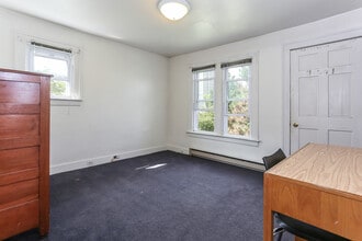 510 Mack Rd in Ann Arbor, MI - Foto de edificio - Building Photo