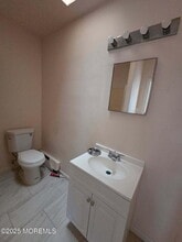 1 Willis Pl in Keansburg, NJ - Building Photo - Building Photo