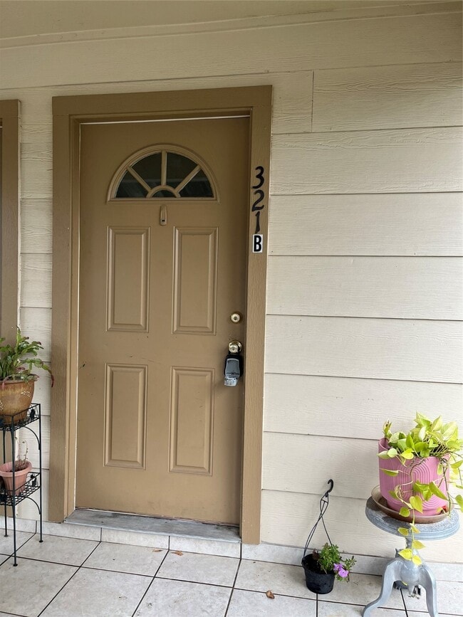 property at 321 Holiday St