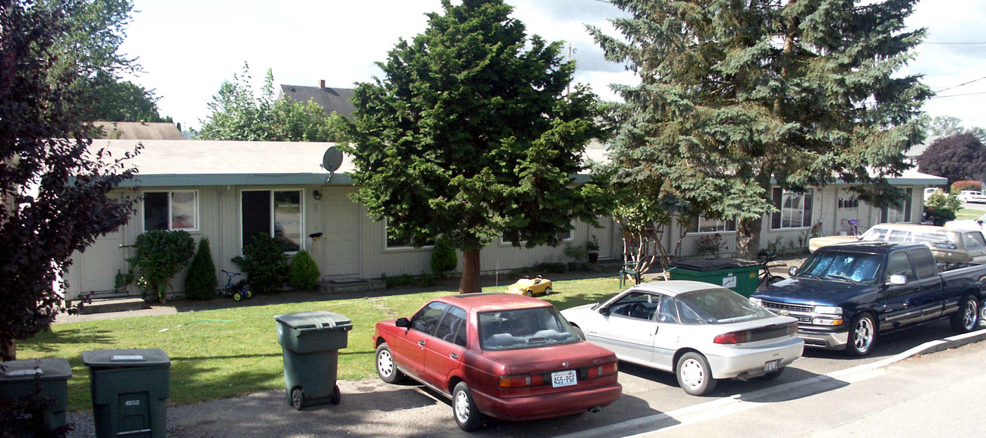 95 Lincoln Ave in Snohomish, WA - Foto de edificio