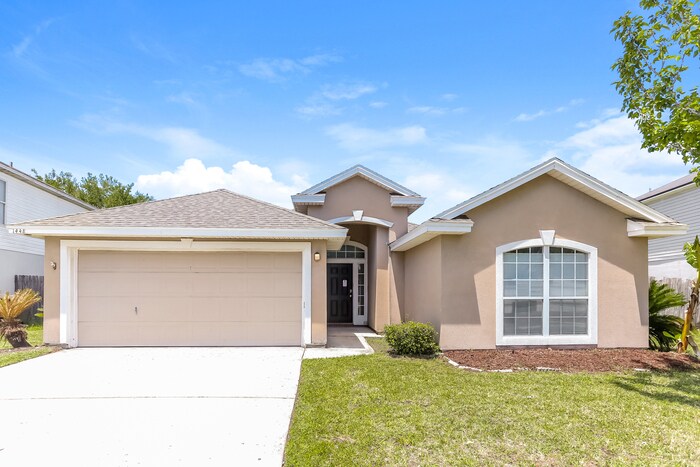 1448 Seawolf Trail N in Jacksonville, FL - Building Photo