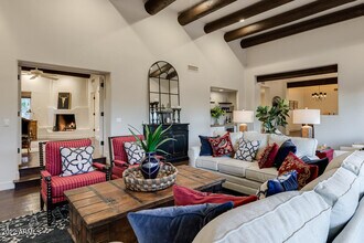 10801 E Happy Valley Rd in Scottsdale, AZ - Building Photo - Building Photo