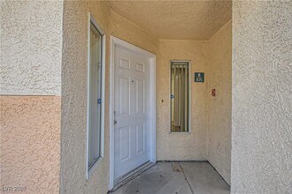 5000 Red Rock St in Las Vegas, NV - Building Photo - Building Photo