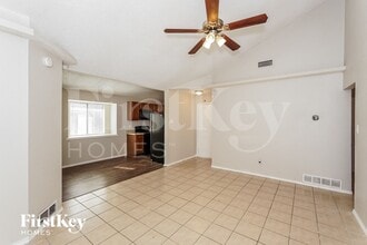 1504 Taylorcrest Dr in Dallas, TX - Building Photo - Building Photo