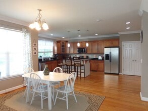 4821 Lee Ave in Virginia Beach, VA - Building Photo - Building Photo