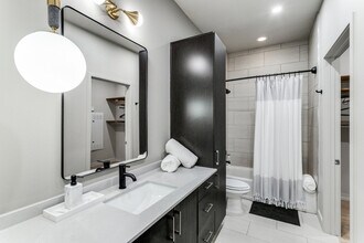 3700 McKinney Ave in Dallas, TX - Building Photo - Building Photo
