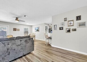 321 Woodham Ct in Fort Walton Beach, FL - Building Photo - Building Photo