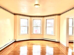 41 Brimblecom St in Lynn, MA - Building Photo - Building Photo