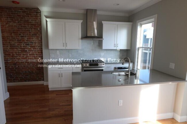 1 Webb Park in Boston, MA - Foto de edificio - Building Photo