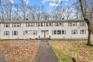 151 N Ridgeland Rd in Wallingford, CT - Building Photo