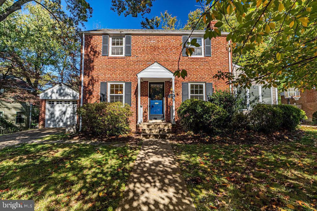 4505 Conifer Ln in Bethesda, MD - Building Photo