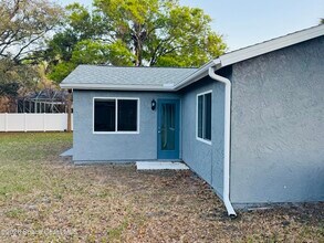 1035 Nevada Dr NE in Palm Bay, FL - Building Photo - Building Photo