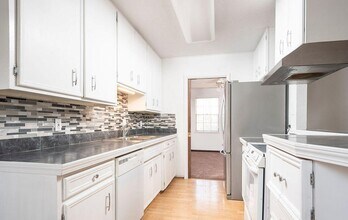 2955 Huntington Dr in Las Cruces, NM - Building Photo - Building Photo