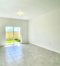 2751 SE 26th Rd in Homestead, FL - Building Photo - Building Photo