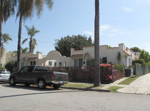 750-756 N Edinburgh Ave in Los Angeles, CA - Building Photo - Building Photo