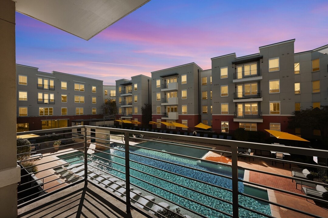 LIV+ Arlington in Arlington, TX - Building Photo