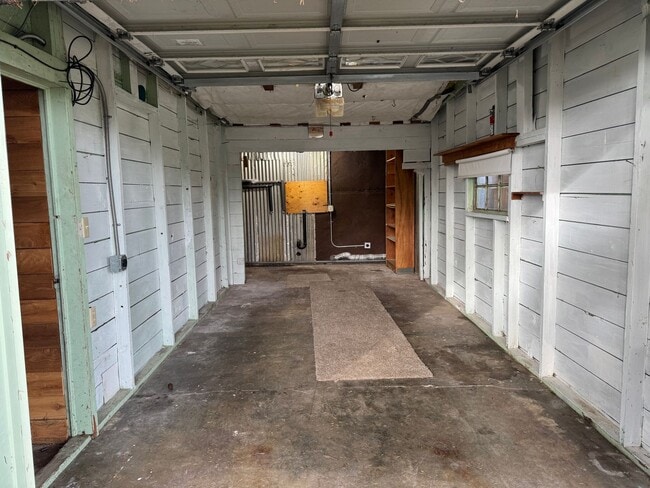 151 Kourt Dr in Eugene, OR - Building Photo - Building Photo