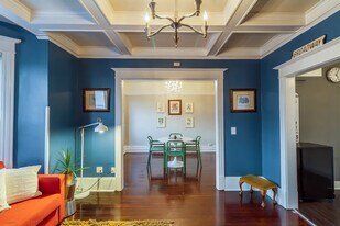 Goldie in Seattle, WA - Building Photo