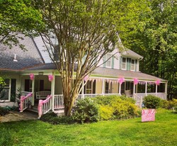 10614 Samaga Dr in Oakton, VA - Building Photo