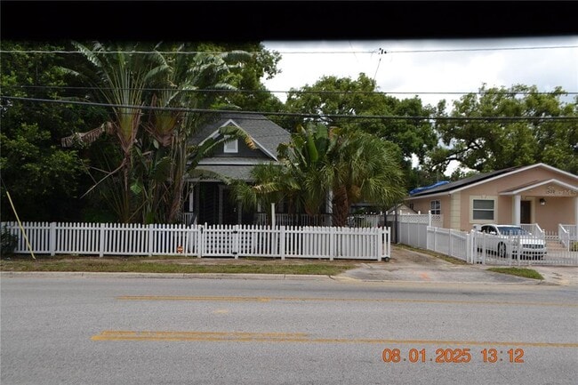 property at 1006 E 21st Ave
