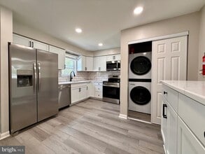 801 6th Rd in Buena Vista Township, NJ - Building Photo - Building Photo