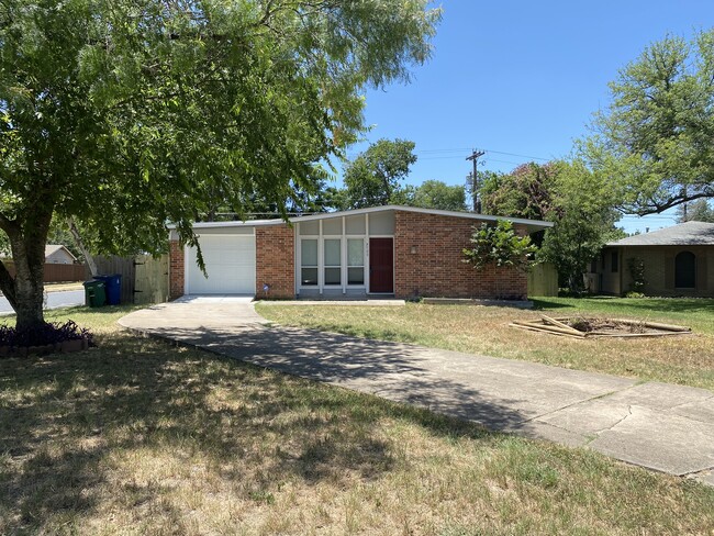 property at 7000 Bryn Mawr