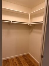 6394 Rancho Mission Rd, Unit 107 in San Diego, CA - Foto de edificio - Building Photo