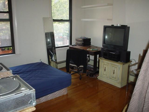 38 Bradford St, Unit 1 in Boston, MA - Building Photo - Building Photo