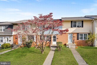 210 Cameron St in Berryville, VA - Building Photo - Building Photo