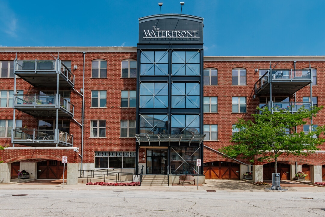130 S Water St, Unit 404 in Milwaukee, WI - Building Photo