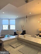 1600 Arch St in Philadelphia, PA - Building Photo - Building Photo