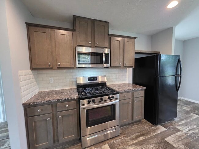 property at 11 Cardinal Hill Dr
