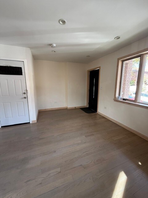 9838 Eckford Ave in Ozone Park, NY - Building Photo - Building Photo