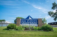 Bay Pointe Apartments photo'