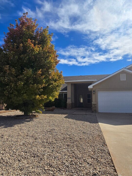 3005 Fred Daugherty Dr in Clovis, NM - Building Photo