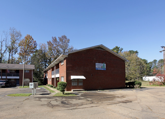 Southwick Apartments in Jackson, MS - Foto de edificio - Building Photo