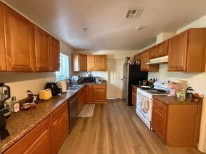 4920 Art St in San Diego, CA - Building Photo - Building Photo