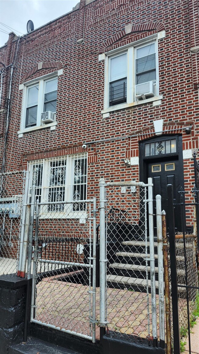 property at 530 New Lots Ave