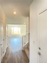5749 Avondale Rise Wy in Las Vegas, NV - Building Photo - Building Photo