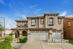 18378 W Westfall Way in Surprise, AZ - Building Photo