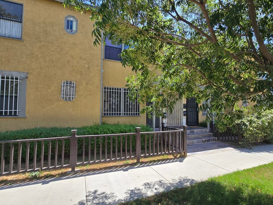3454 West Blvd, Unit 3454 WEST BLVD in Los Angeles, CA - Foto de edificio