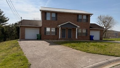 266 Bradford Square in Morristown, TN - Building Photo - Building Photo